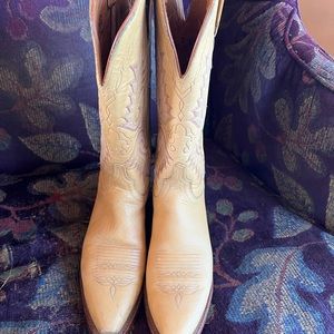 Lucchese Women’s Cowgirl Boots